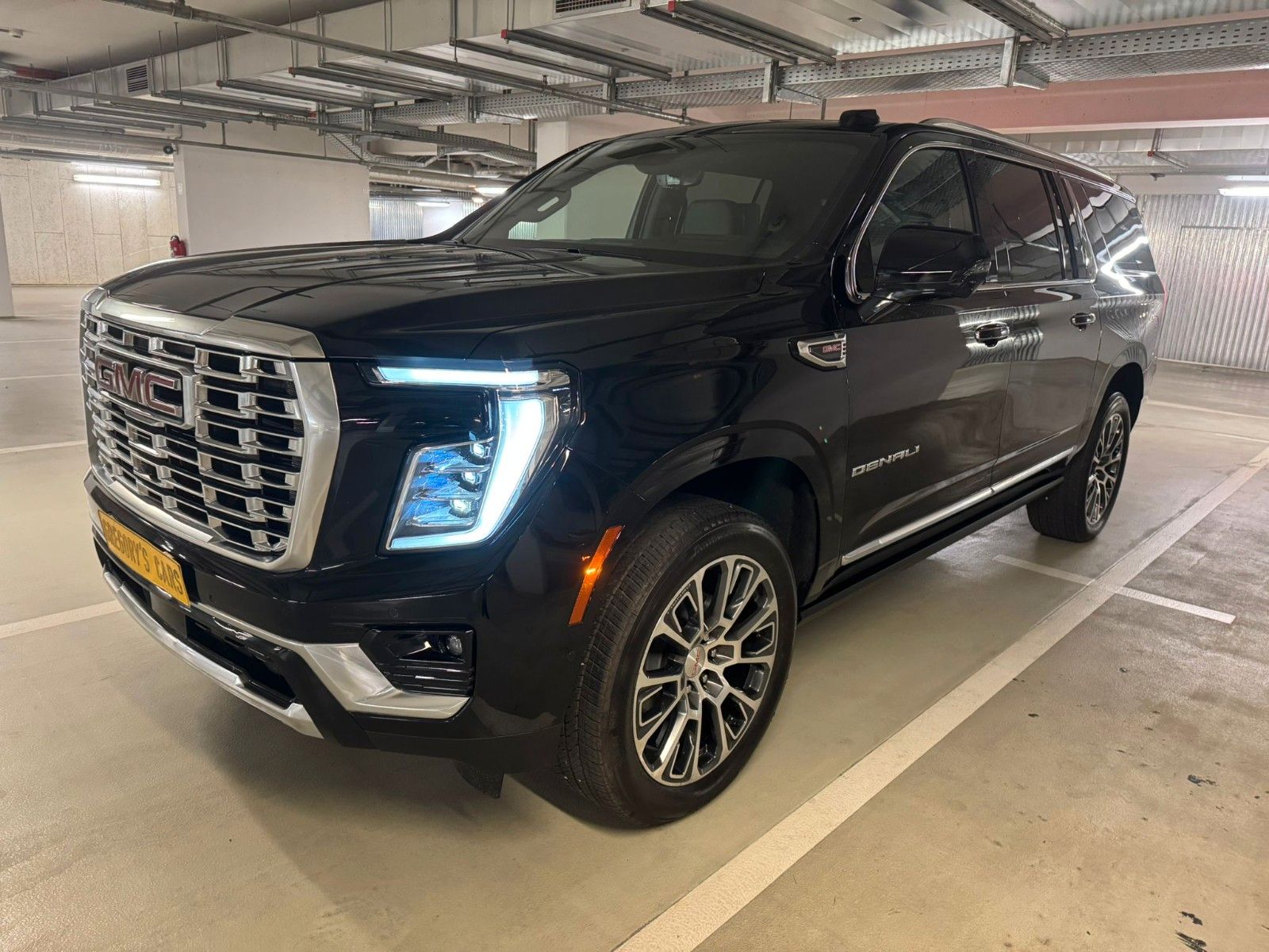 GMC Yukon DENALI XL TURBO+DIESEL+NEW+305HP+FULL imagem 2