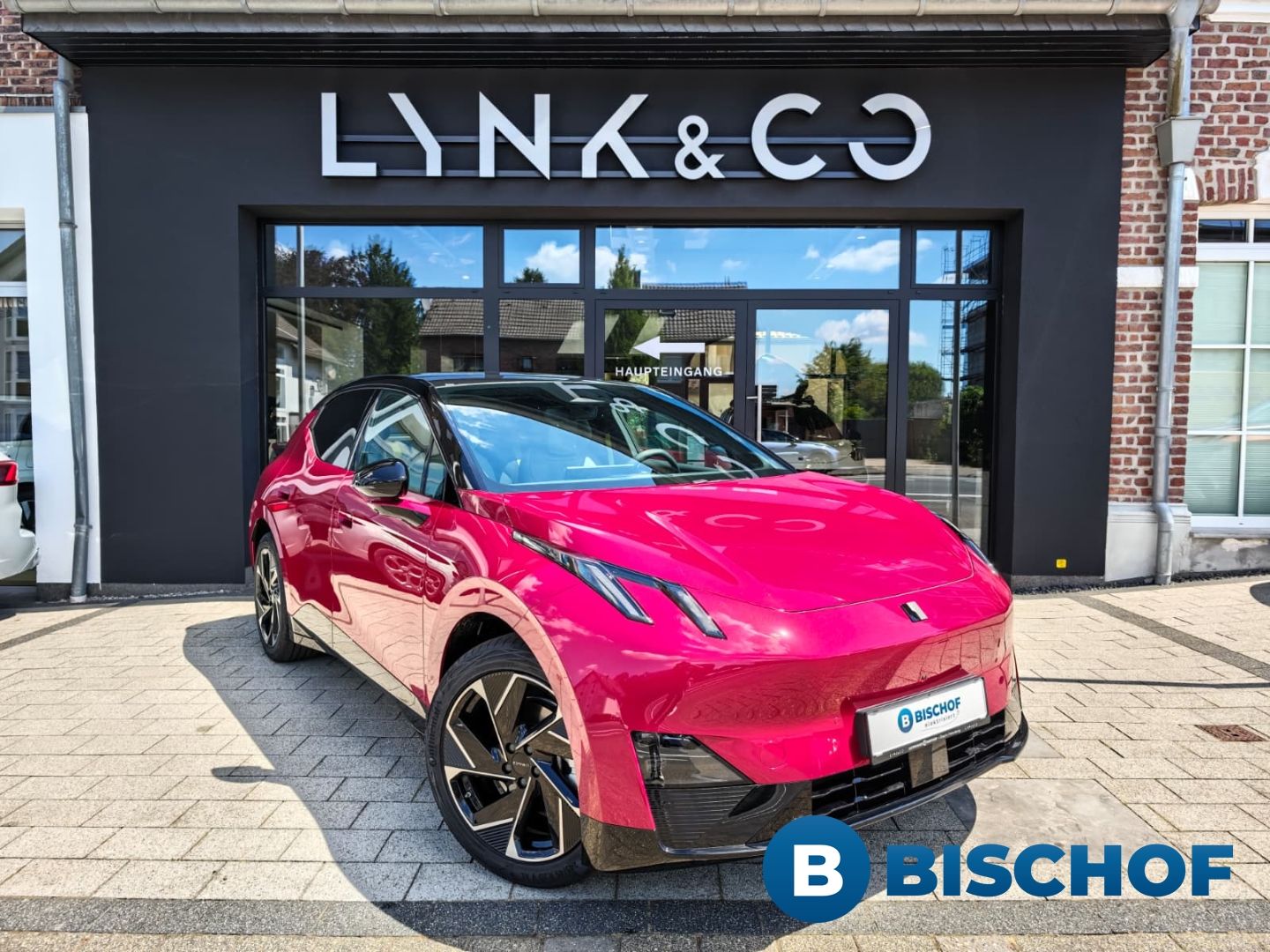 Lynk & Co 02