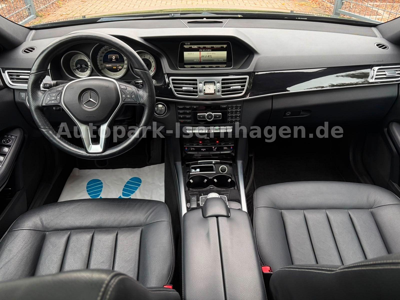 Mercedes-Benz E 300 Avantgarde*FL*Pano*Leder*4xSZH*Keyless*Xen