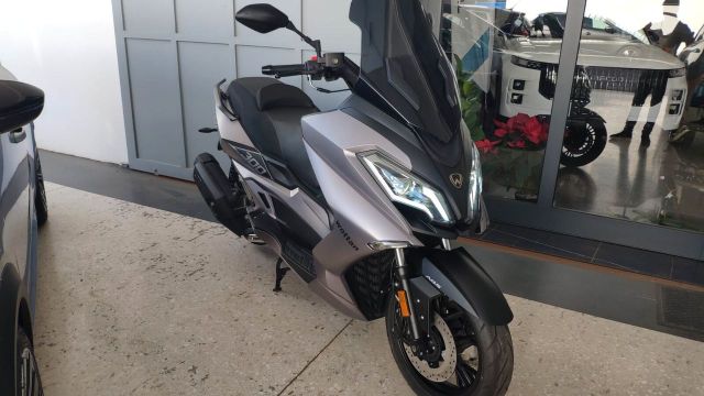 Autres Wottan Storm-S 300 CC