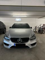 Mercedes-Benz E 300 E -Klasse Lim. E 300 CGI BlueEf - Mercedes-Benz: Allradantrieb, Klasse