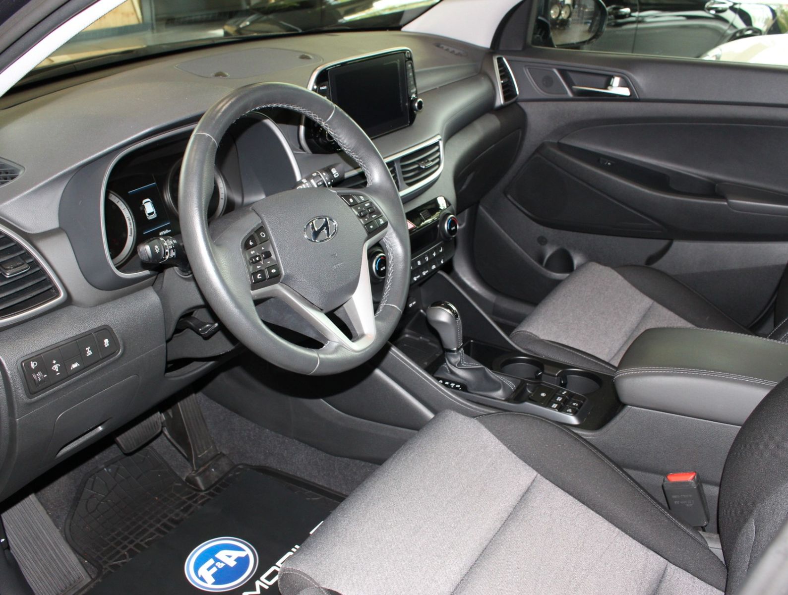 Fahrzeugabbildung Hyundai TUCSON 1.6 T-GDI Style 4WD* Navi*Kamera