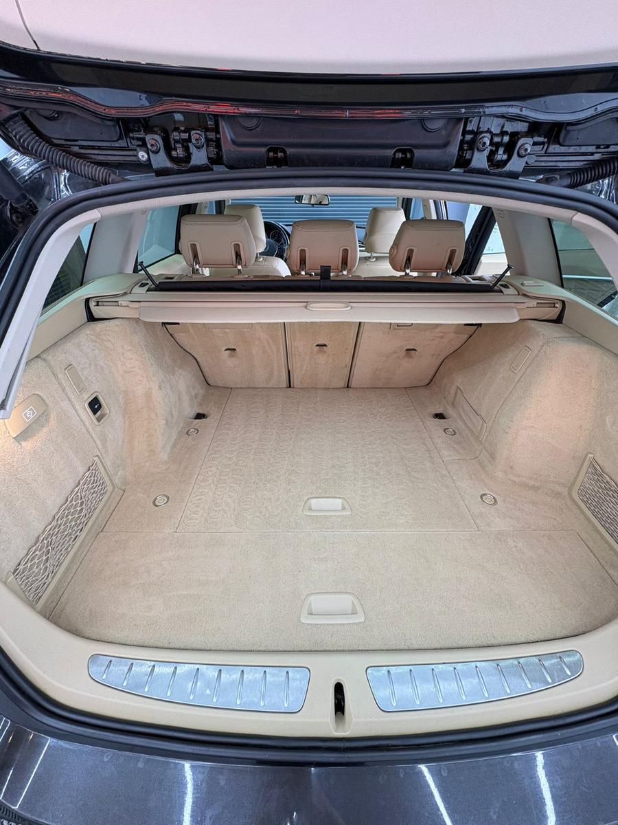 BMW 330 i xDrive Touring Luxury Line – 252 ch – HUD – Cuir – LED adaptatifs – Caméra – Navi Pro