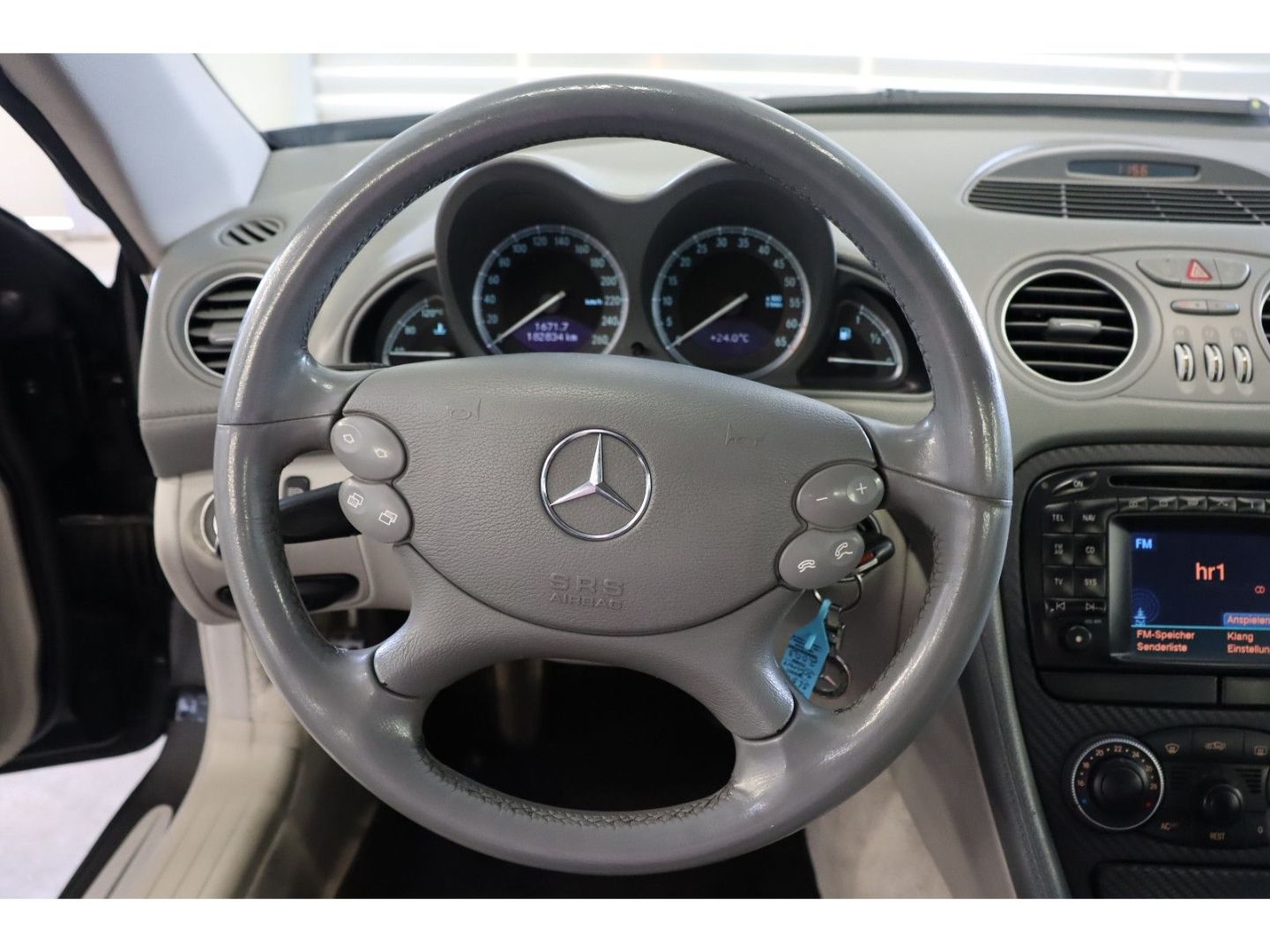 Fahrzeugabbildung Mercedes-Benz SL 500 Roadster V8 GRA Leder Navi Xenon 20"LM