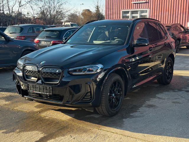 BMW iX3 Impressive* Unfallschaden*HuD*Pano