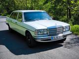 Mercedes-Benz 250 Langversion Pullman W123 V123 - Mercedes-Benz 250: W123