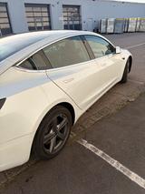 Tesla Model 3 Allradantrieb mit Dualmotor Long Ran... - Tesla aus 2020