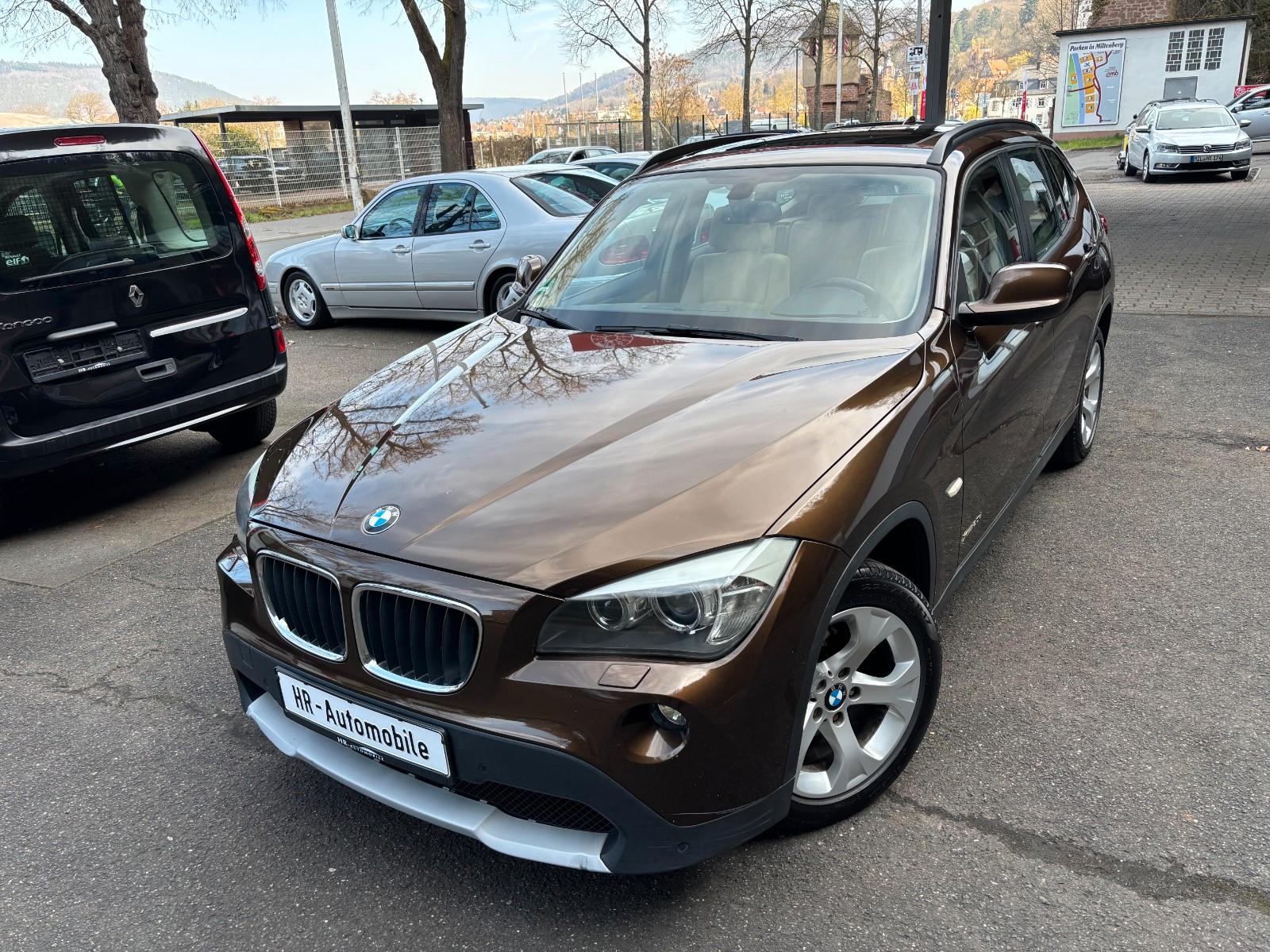 BMW X1 xDrive20d *Xenon*Navi*Kamera*Panorama*AHK*