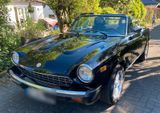 Fiat Oldtimer Fiat Spider 124 CS2 schwarz - Fiat 124 Spider aus 1979