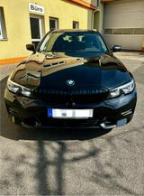 BMW d Sport*LCProf*HiFi*LED*ACC*DrivAssProf*NAVI*SHZ - BMW 320 von privat