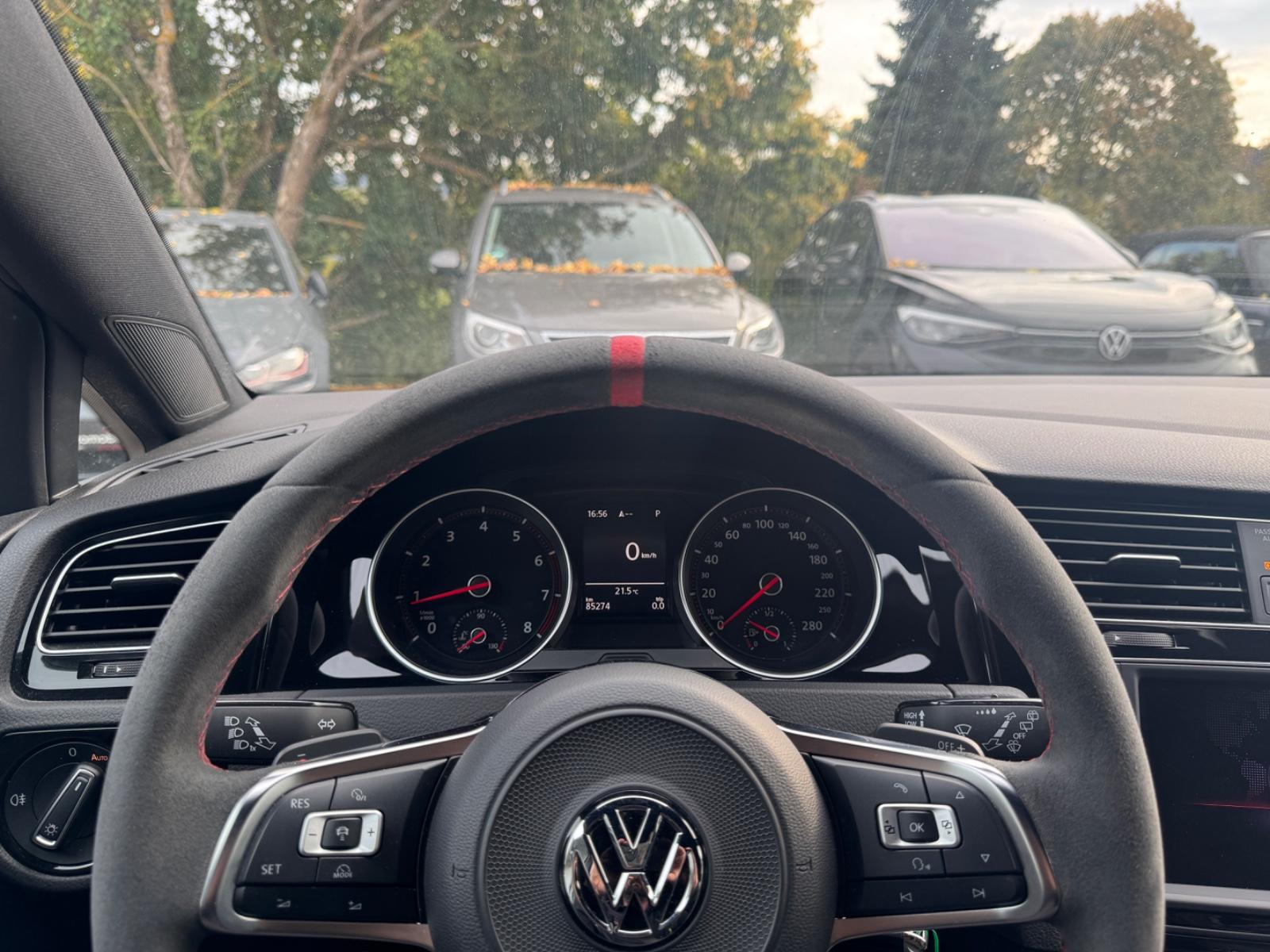 Volkswagen Golf VII 7 GTI Clubsport Recaro Schalensitze,ACC