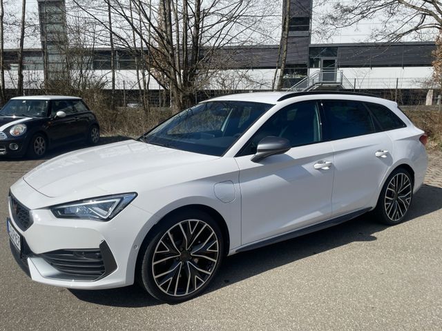 Leon Sportstourer VZ e-Hybrid *Navi/AHK/SHZ*