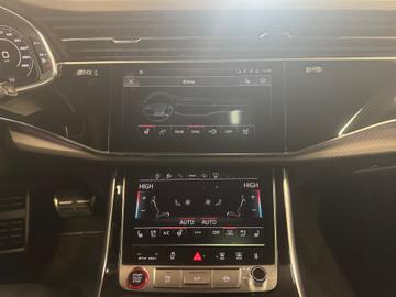 2025 AUDI RSQ8 — миниатюра 11