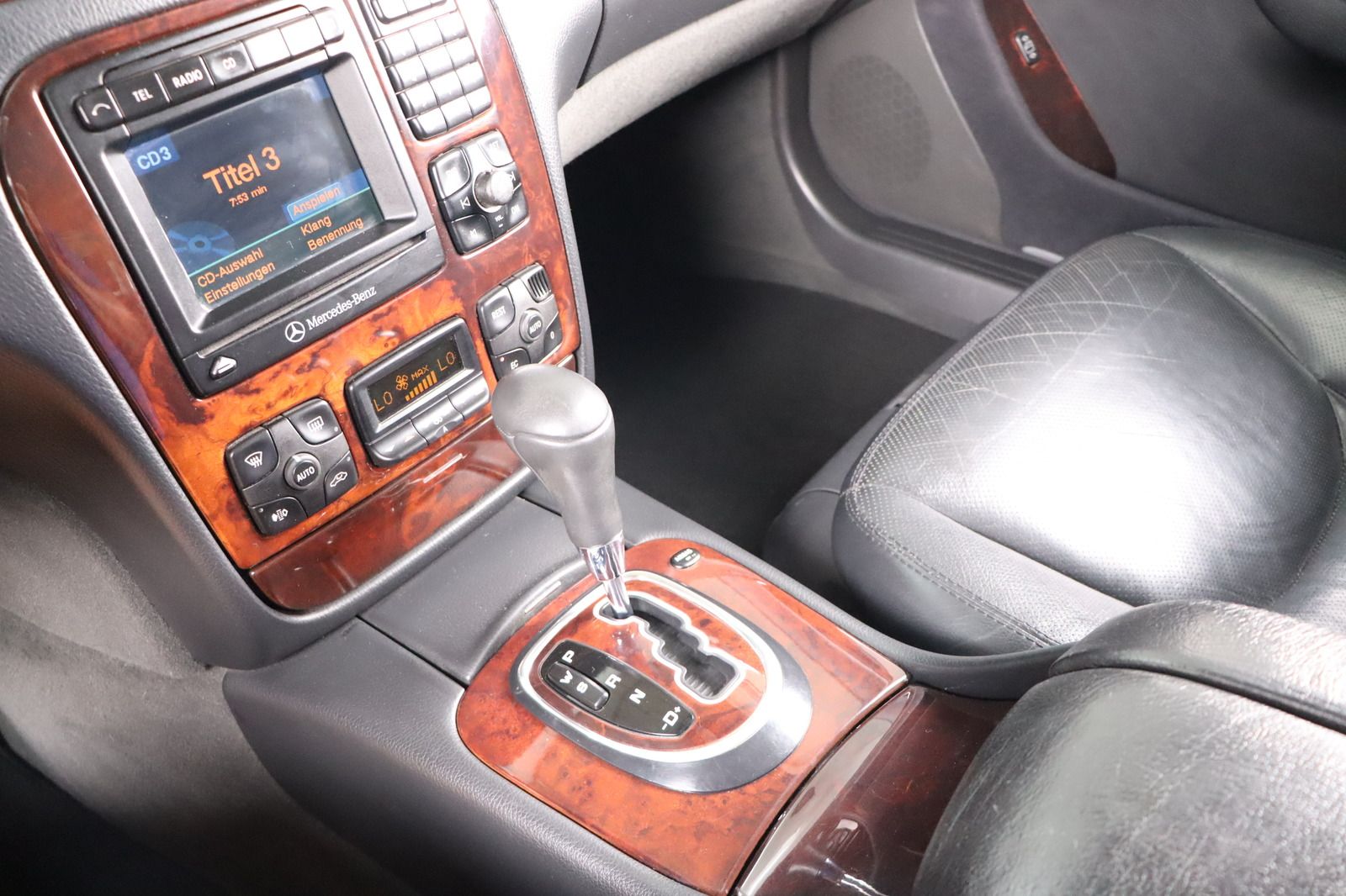 Fahrzeugabbildung Mercedes-Benz S 320 * Memory * Sitzhzg./-lüftung * PDC