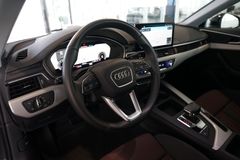 AUDI A4 Limousine 40 TFSI quattro advanced | AHK AUDI A4 Limousine 40 TFSI quattro advanced | AHK