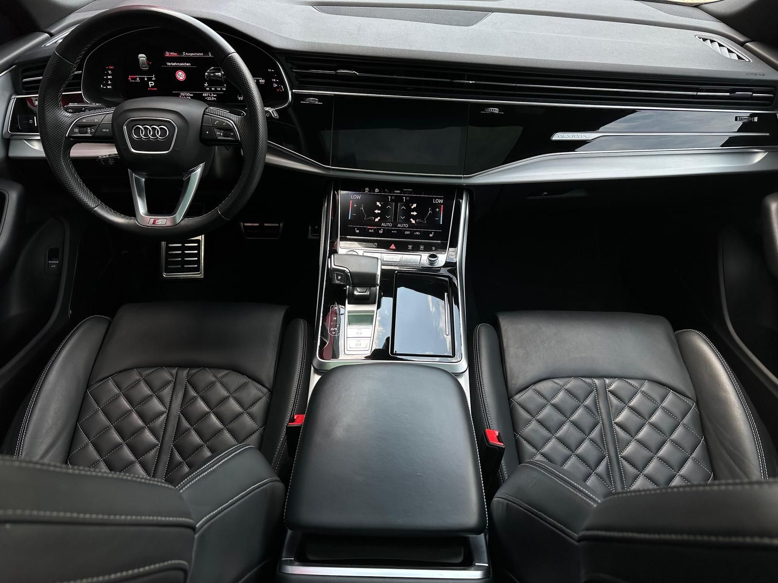 AUDI Q8 50TDI QUATTRO S LINE* MATRIX#PANO#B&O#AHK#AIR - Image 10