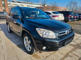 Toyota RAV 4 2.0-l-VVT-i 4x4  Automatik - gebrauchte Toyota RAV 4 aus dem Jahr 2009