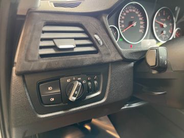 BMW 320d xDrive Touring Aut.*LED*NAVI*SHZ*PDC*ALLRAD
