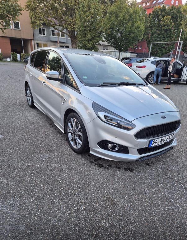 Image of Ford S-Max