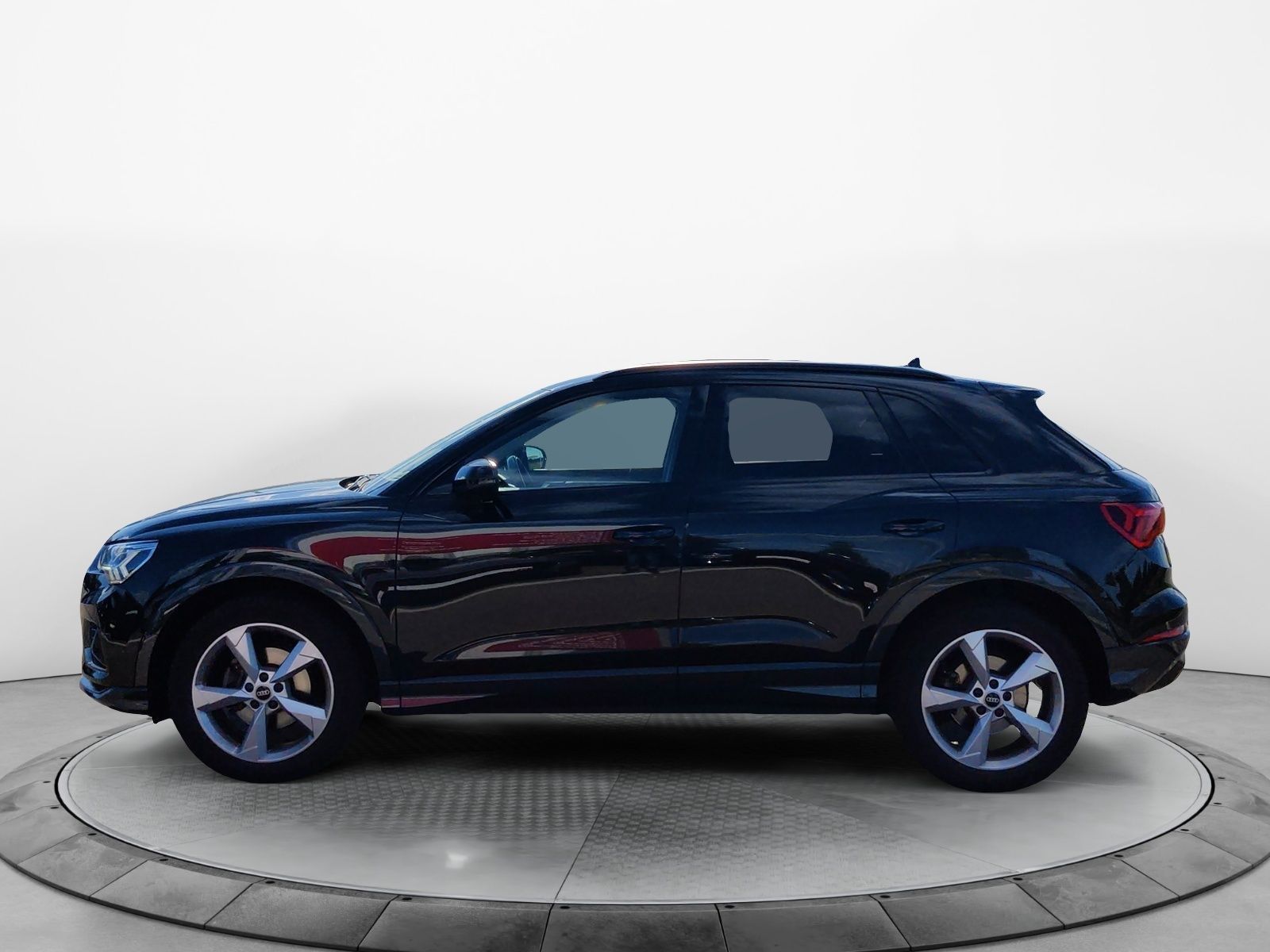 Audi Q3 35 TDI S-Tronic., advanced, LED, AHK imagem 2
