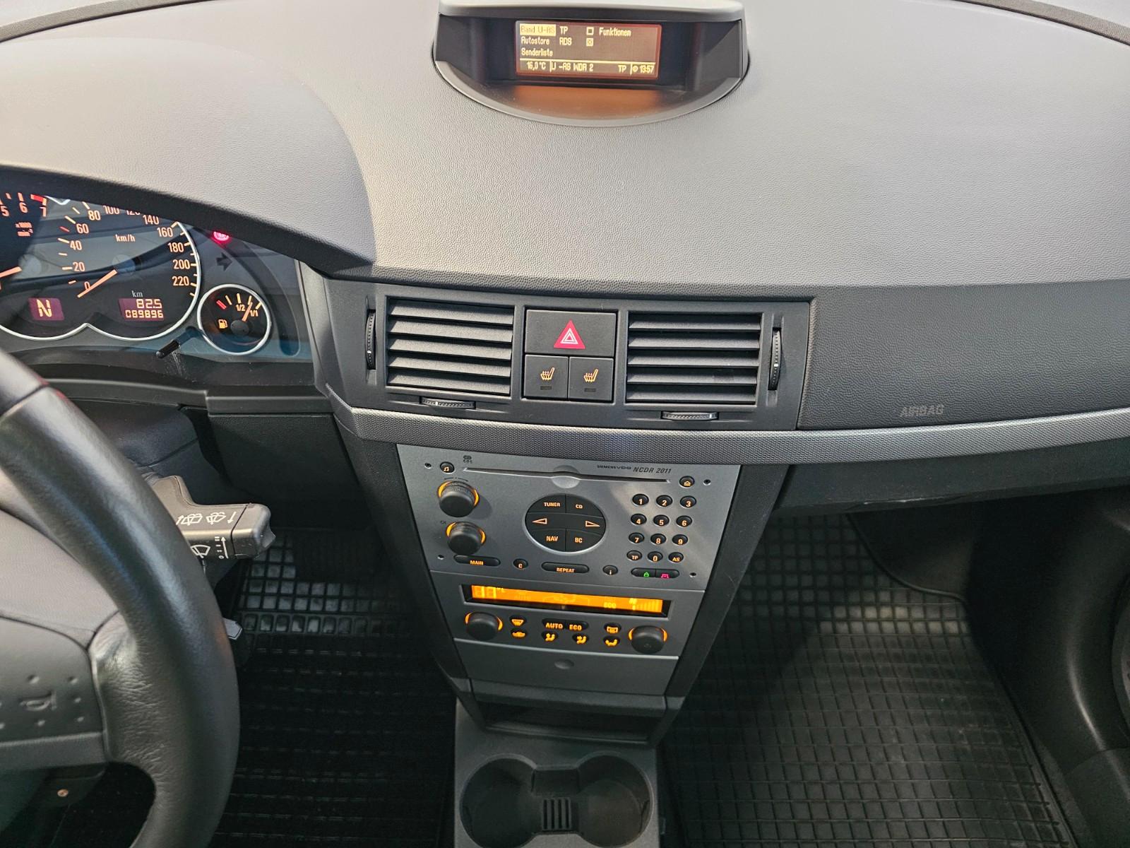 Opel Meriva 2004 — photo 15