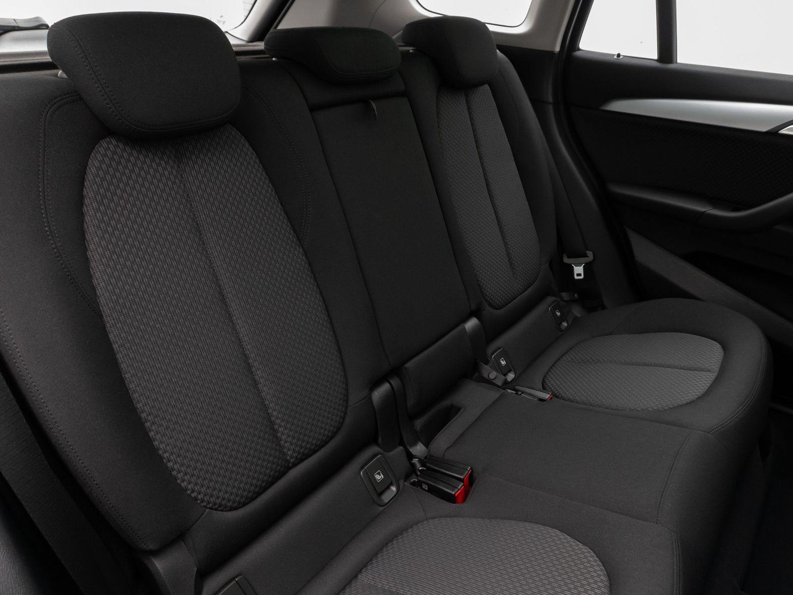 Fahrzeugabbildung BMW X1 sD18i Panorama DAB Navi Geschwindigkeitsreg