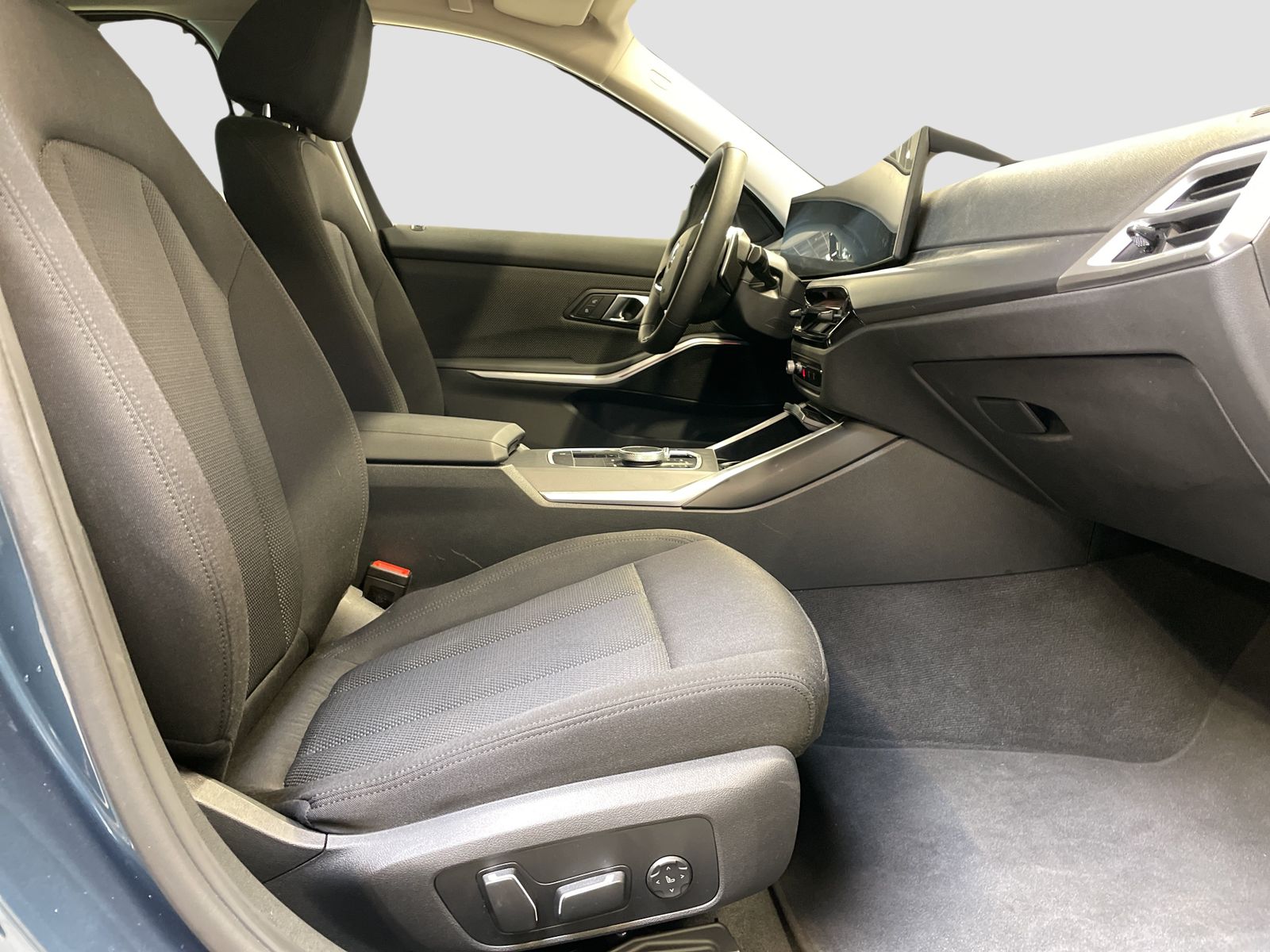 BMW 320 - Bild 11