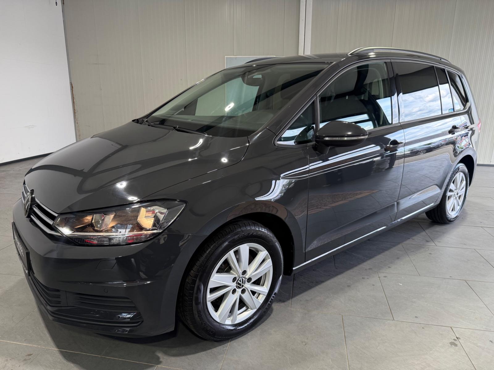 Volkswagen Touran Comfortline 2.0 TDI *DSG*ACC*SHZ*