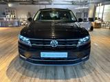 Volkswagen Tiguan Highline BMT/Start-Stopp/Light Assist/ACC - VW Tiguan Gebrauchtwagen in Bonn