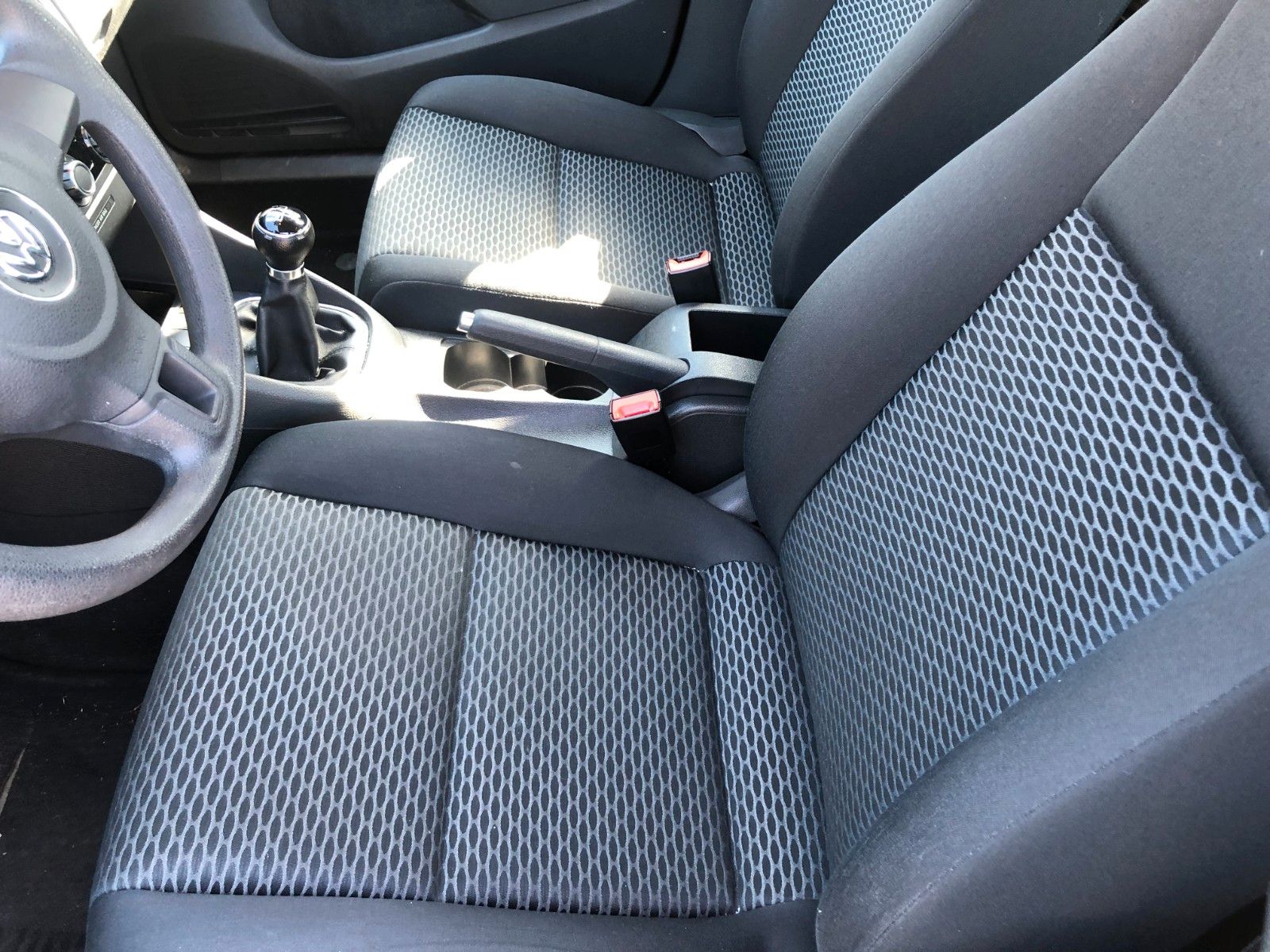 Fahrzeugabbildung Volkswagen Golf VI Trendline leichter Blechschaden