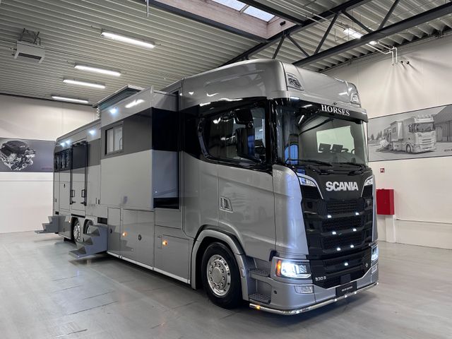 Scania SCANIA S530 V8 LIMITED 5 HORSES DOB POP/OUT/UP