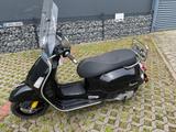 Vespa 300GTS ABS-ASR Scheibe 1.Hand 5100km - Vespa Motorräder in Essen