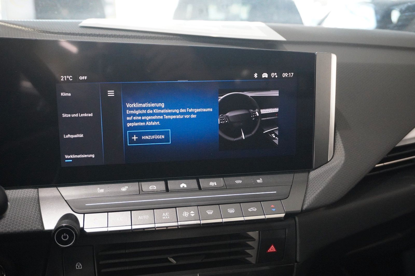 Fahrzeugabbildung Opel Astra L Lim. 1.6 HYBRID ELEGANCE NAVI/LED/KAMERA