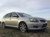 Toyota Avensis T 25 TÜV neu - Toyota Avensis aus 2008: Kombi