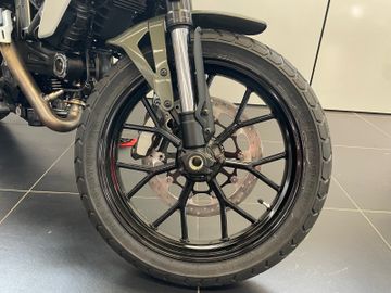 Ducati Scrambler 800 Icon +1.000€ Zubehör