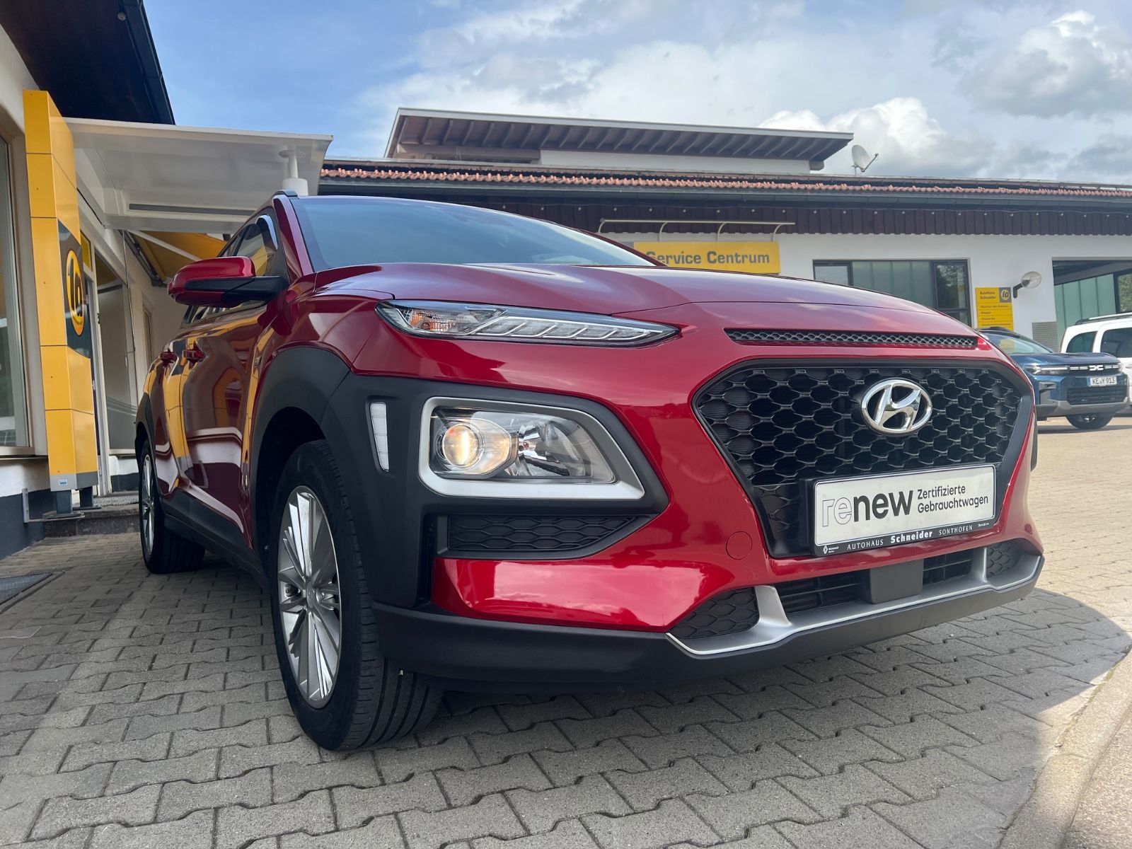 HYUNDAI Kona