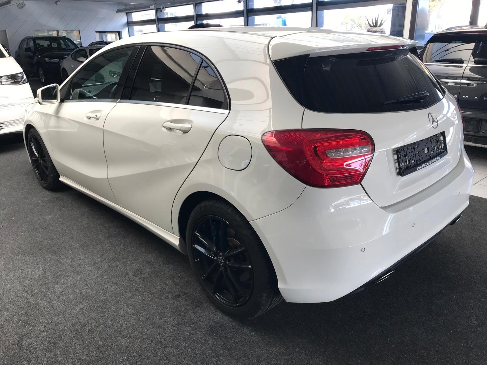Mercedes-Benz A 250  BlueEfficiency/ Harman-Kardon/Xenon/Navi
