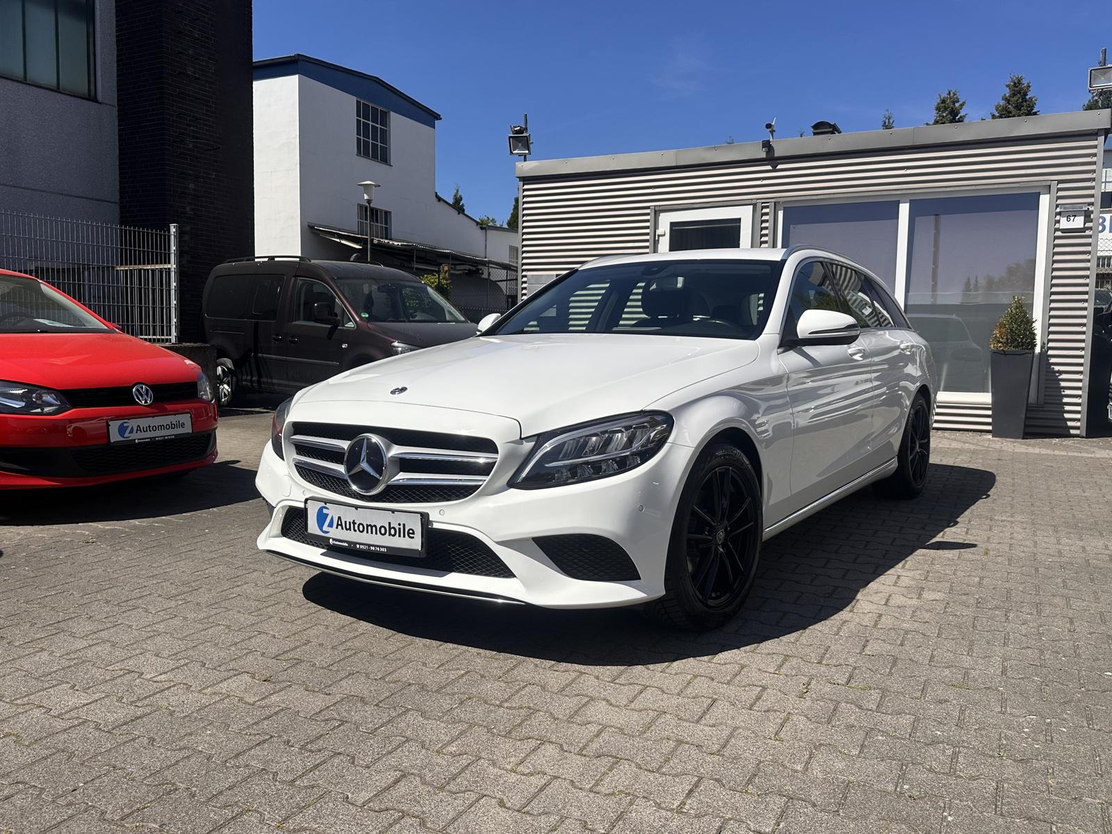 Mercedes-Benz C 180 T CGI Autom.*Kamera*