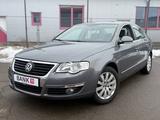 Volkswagen Passat Lim. #Tüv Neu #Inspk-Neu #S-Heft #97Tkm - gebrauchte VW Passat aus dem Jahr 2005