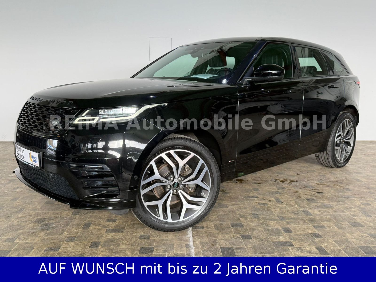 Fahrzeugabbildung Land Rover Range Rover Velar  2,0T  R-Dynamic SE, Pano, LED