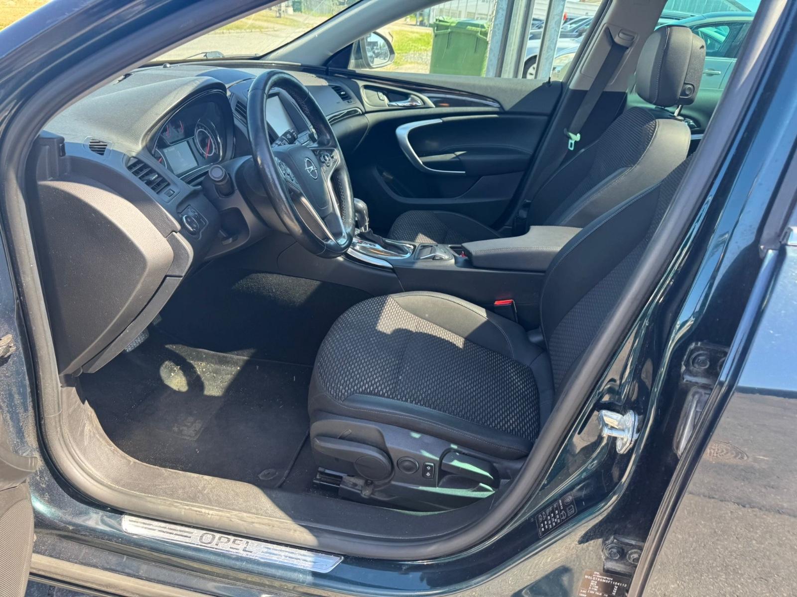 Opel Insignia 2015 — photo 19