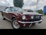 Ford Mustang Fastback V8 Sammlerzustand - Ford Mustang in Osnabrück