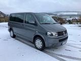 Volkswagen T5 Caravelle 2.0 TDI Caravelle kurzer Radstand - Volkswagen T5 Caravelle: 9 Sitzer