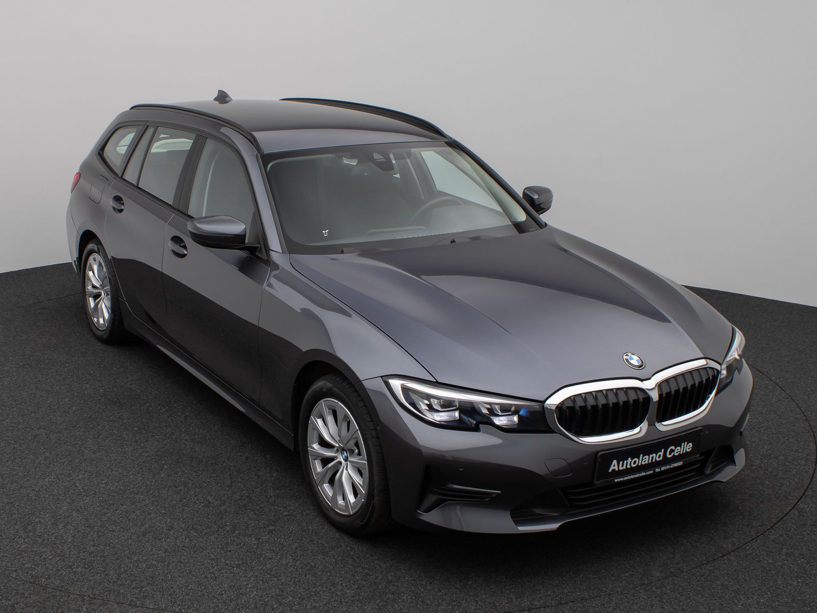 Fahrzeugabbildung BMW 320d  DAB CockPit+ Lordos PDC Geschwindigkeitsre