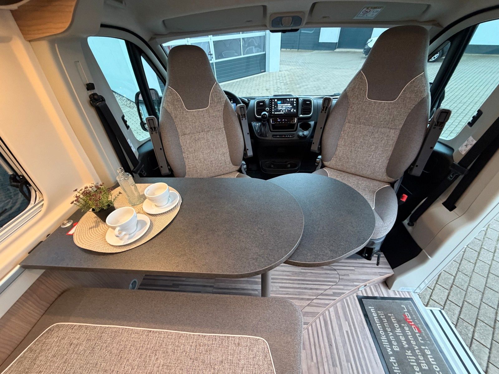 Fahrzeugabbildung Malibu Van compact 540 DB MJ26