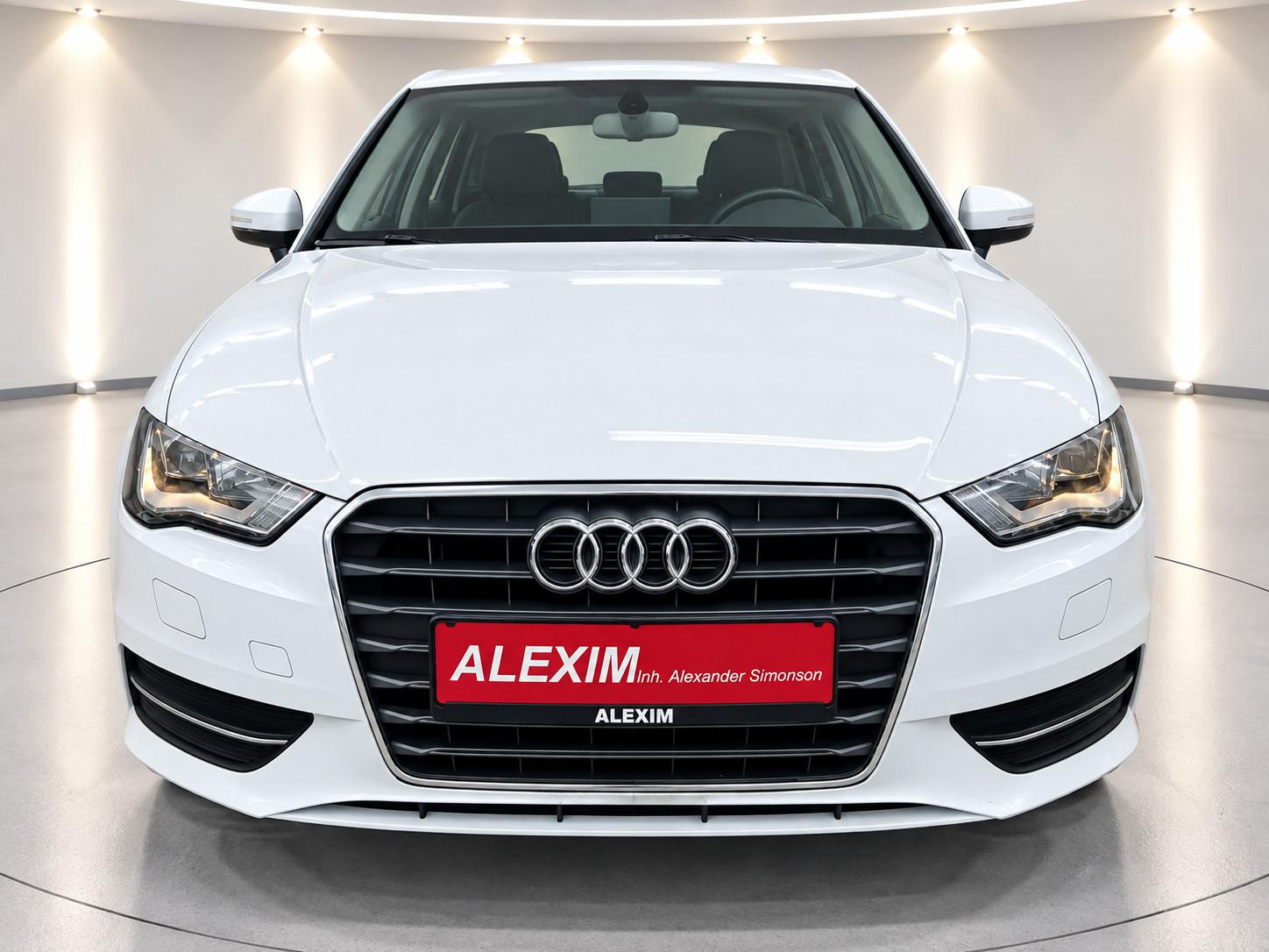 Audi A3 Sportback/1.6TDI/Automatik/Navi/8fach bereift