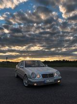 Mercedes-Benz Mercedes Benz W210 E200 - gebrauchte Mercedes-Benz E 200 aus dem Jahr 1999