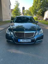 Mercedes-Benz Mercedes E 300 Bluetec*Hybrid*Euro5 Navi*L... - Mercedes-Benz E 300 mit Diesel-Antrieb: Bluetec