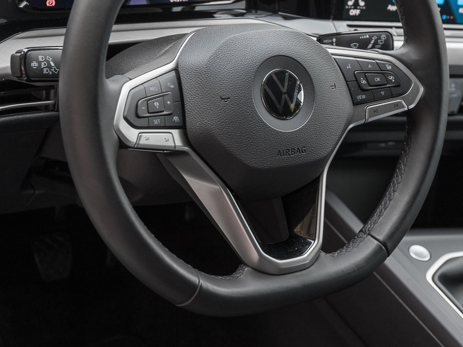 Volkswagen Golf Variant 1.0 TSI LIFE STANDHZG NAVI LED PDC 