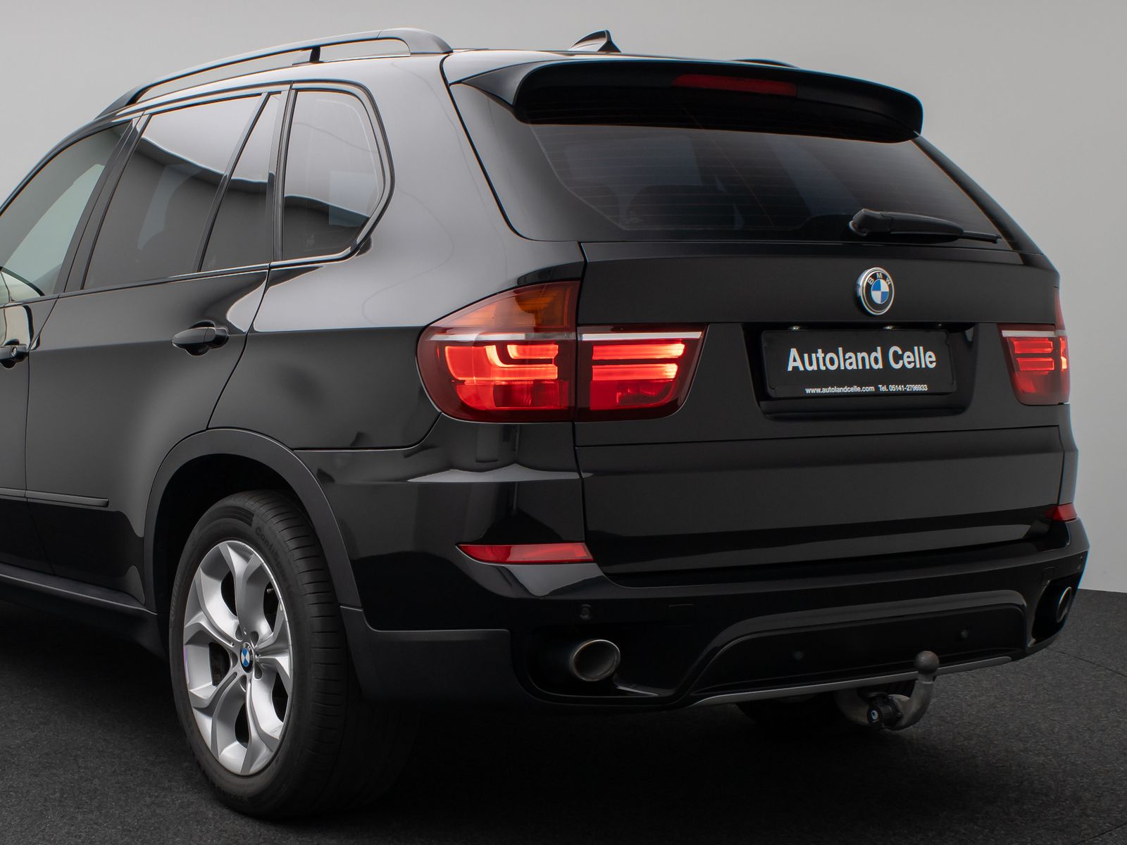 Fahrzeugabbildung BMW X5 xD40d Sport Panorama Kamera HUD HiFi SoftCL
